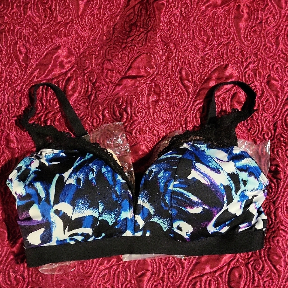 Torrid Blue and Black Floral Lace Bra with Underwire Support